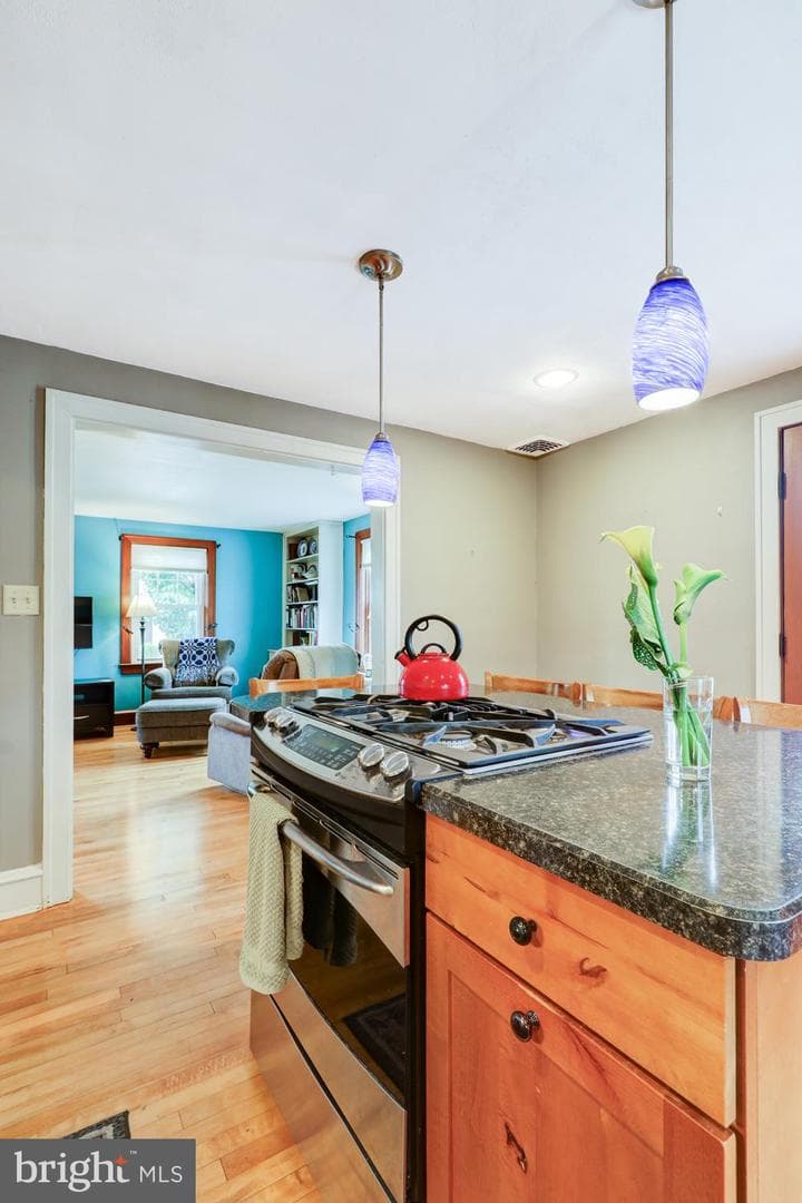 15 N Custer Avenue photo 30