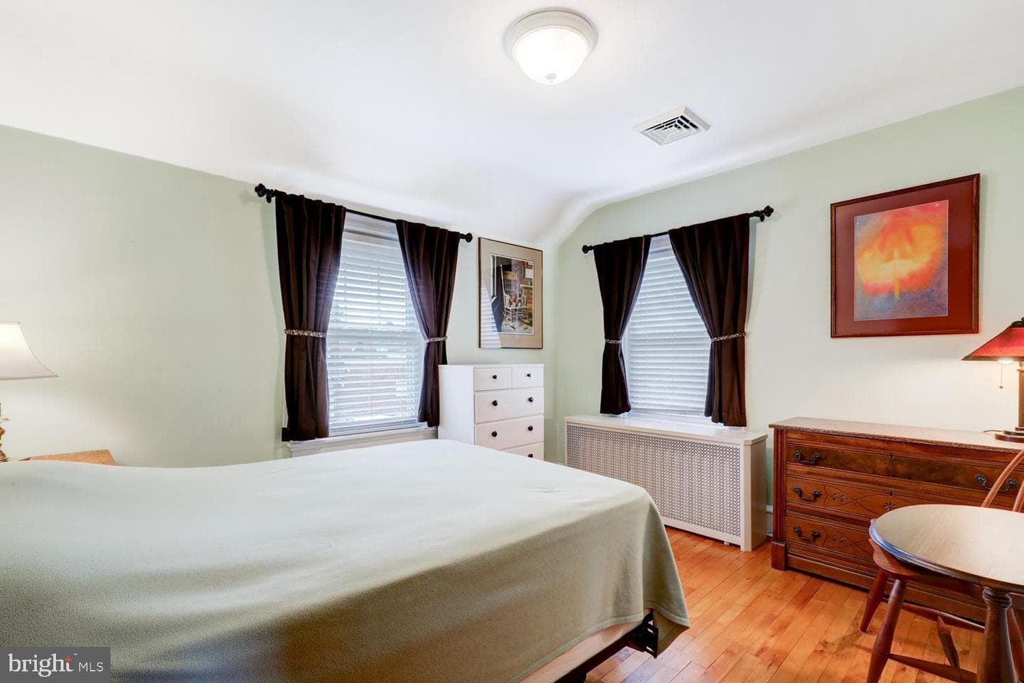 15 N Custer Avenue photo 35