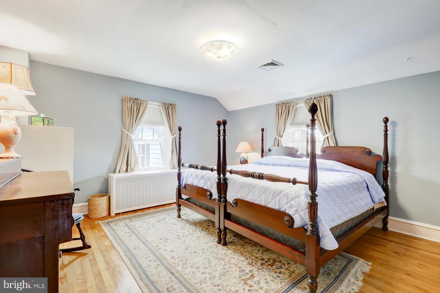 15 N Custer Avenue photo 37