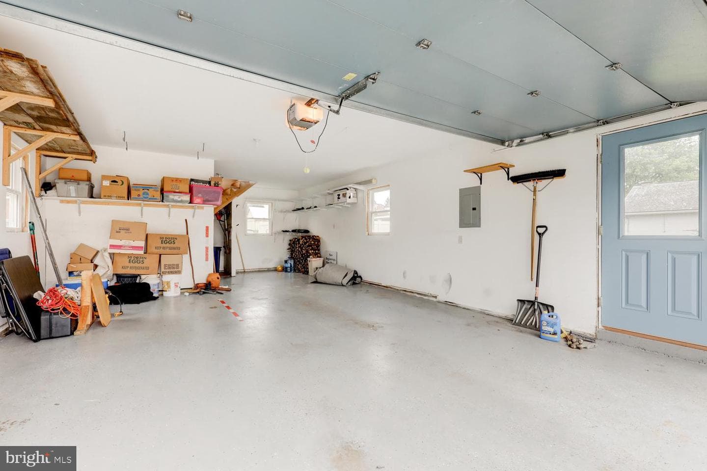 15 N Custer Avenue photo 45