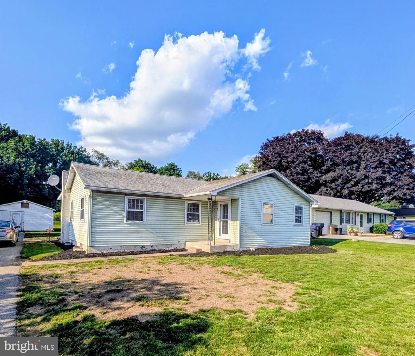 3403 Lincoln Highway E photo 1