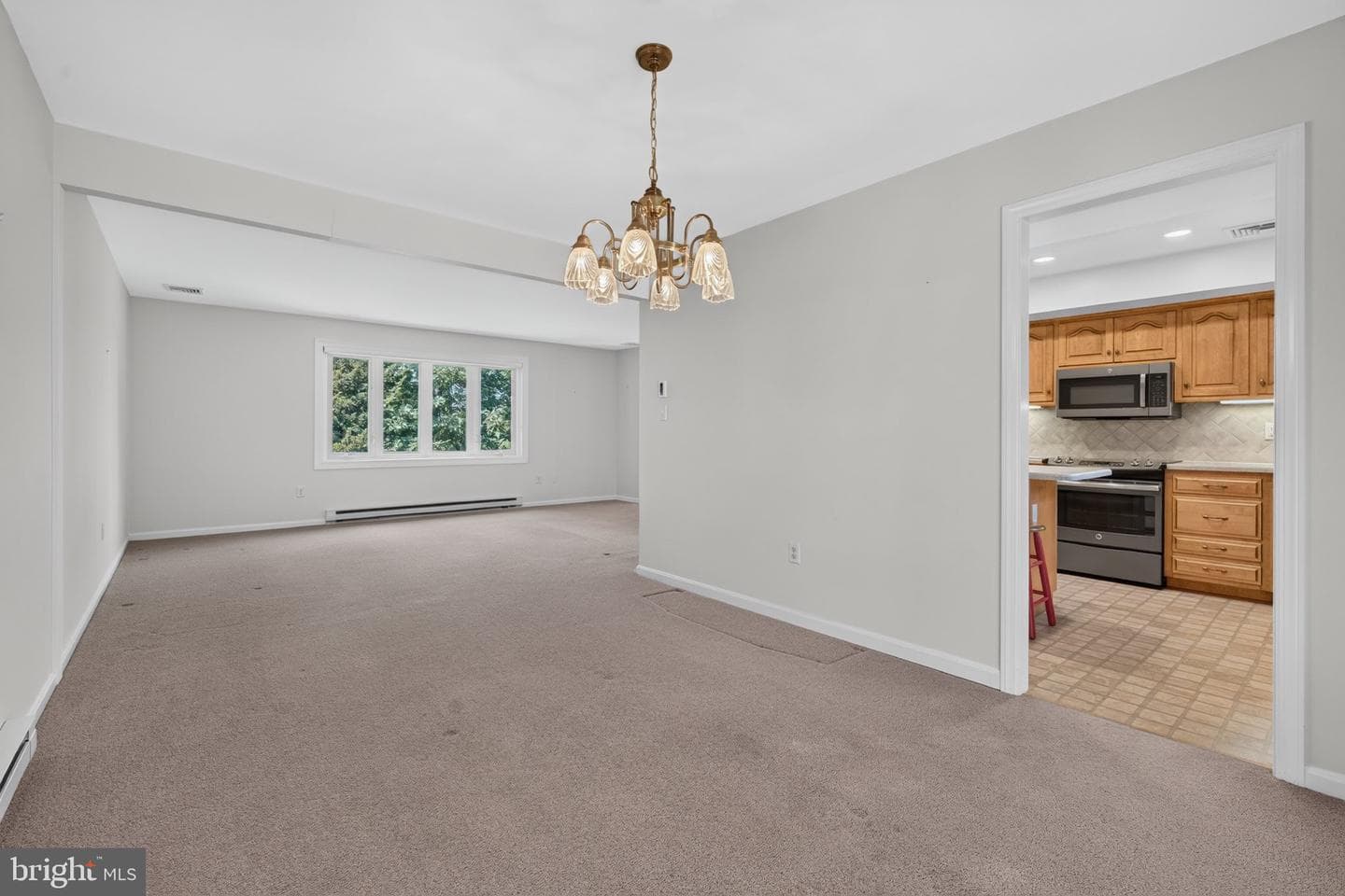 1277 S Colebrook Road photo 10