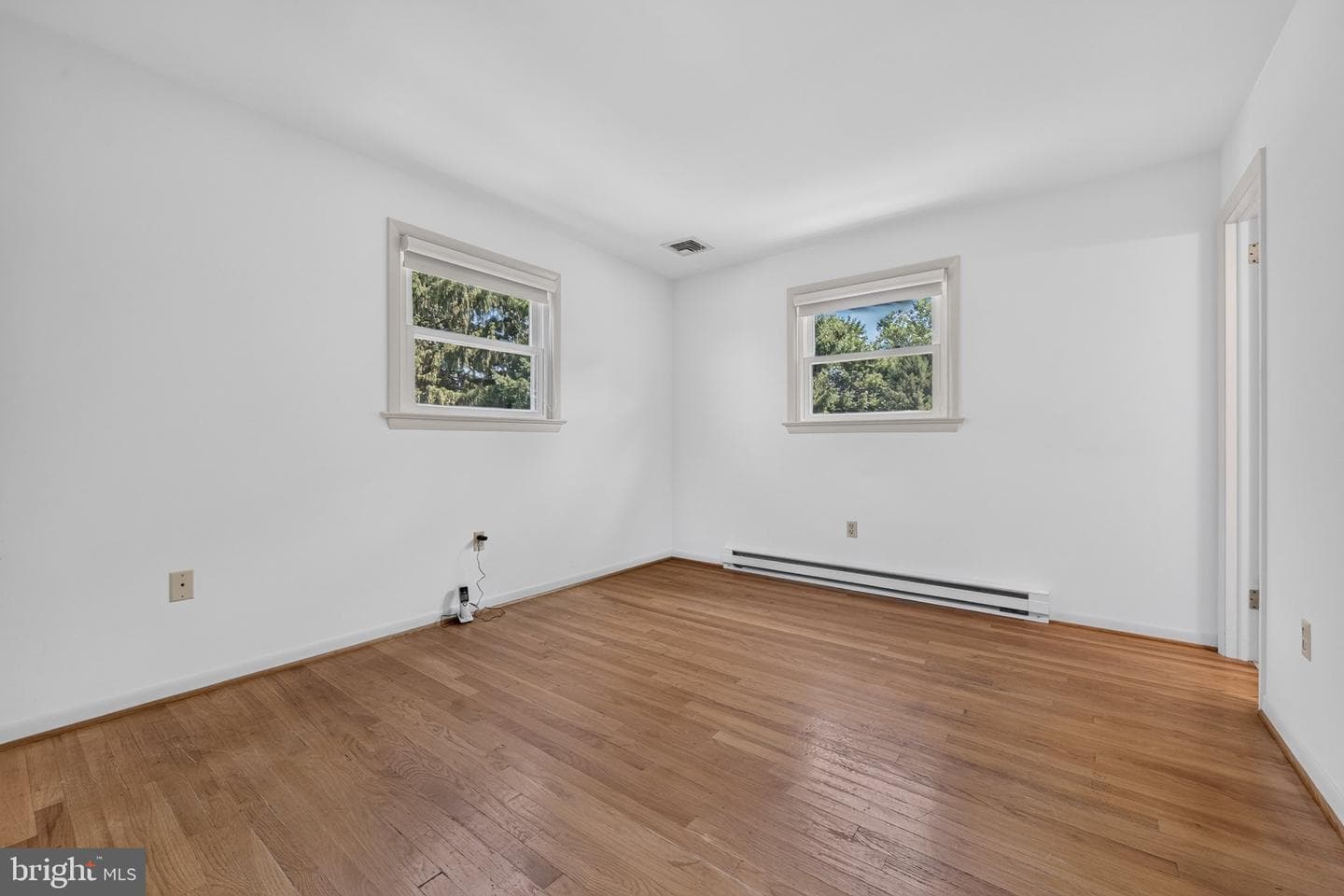 1277 S Colebrook Road photo 22