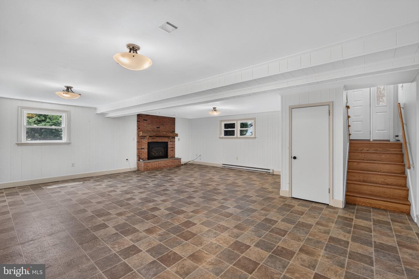 1277 S Colebrook Road photo 26