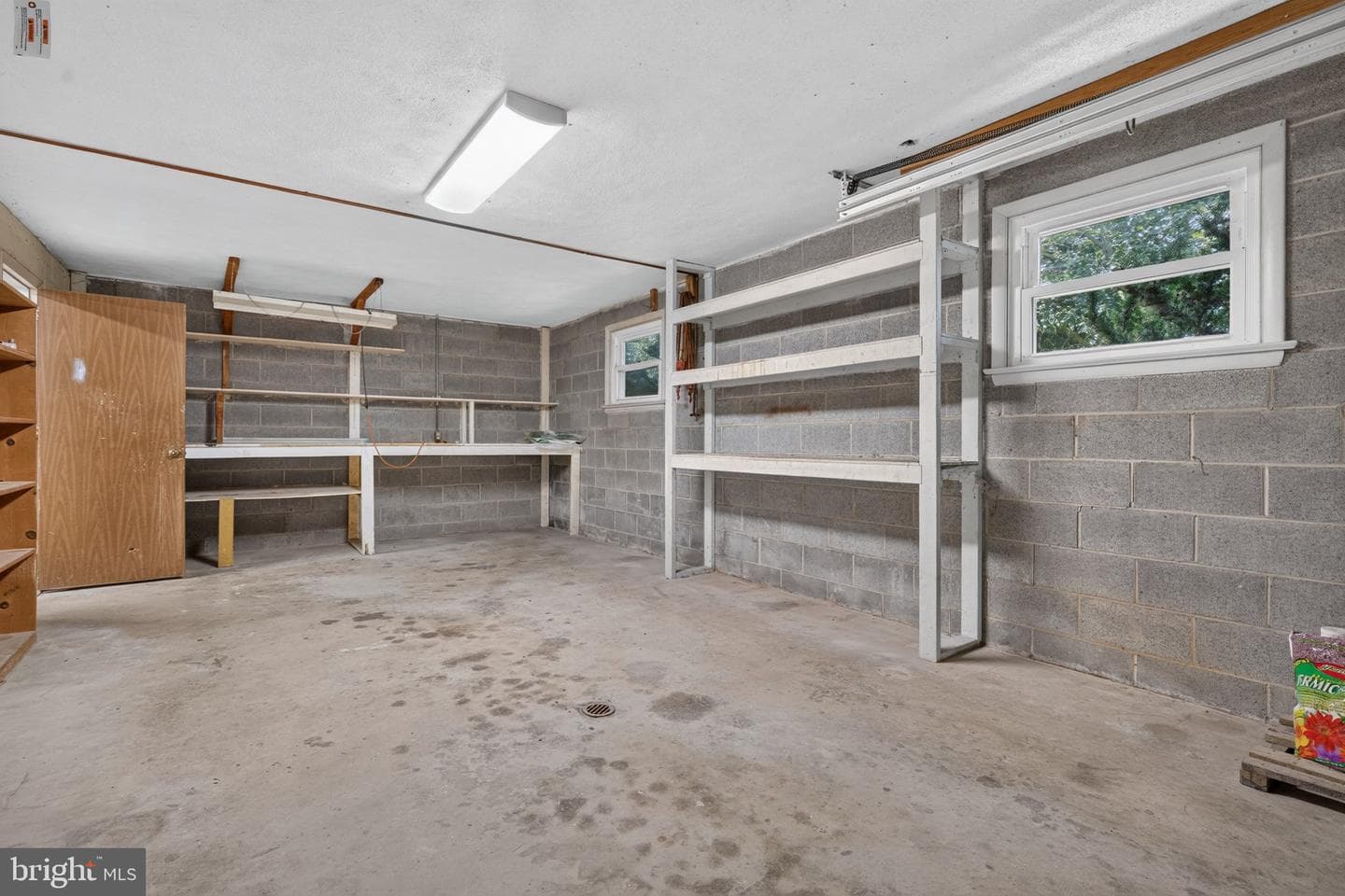 1277 S Colebrook Road photo 33