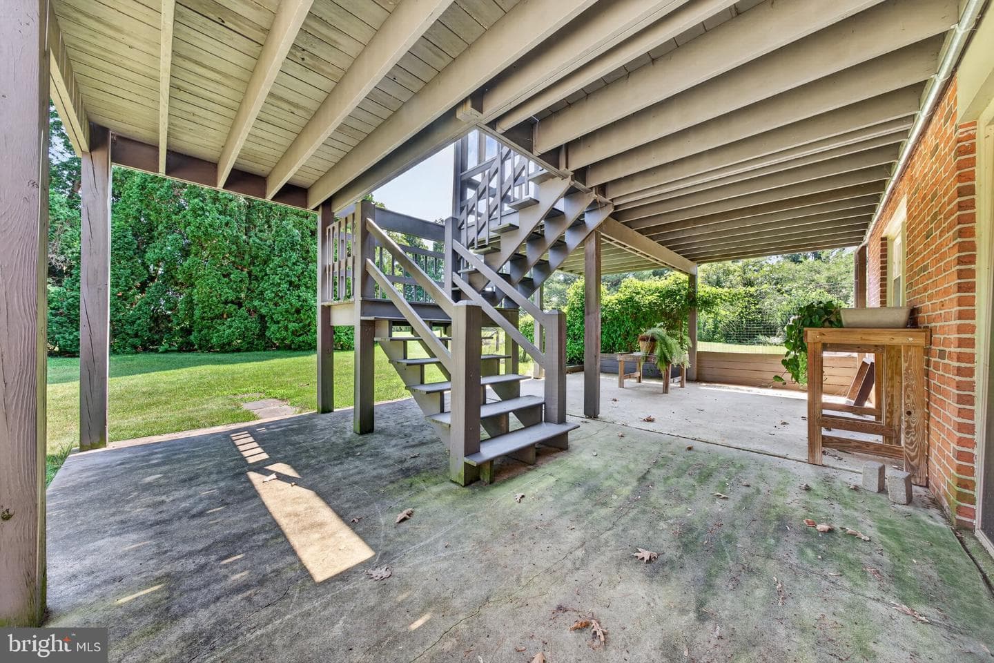 1277 S Colebrook Road photo 40