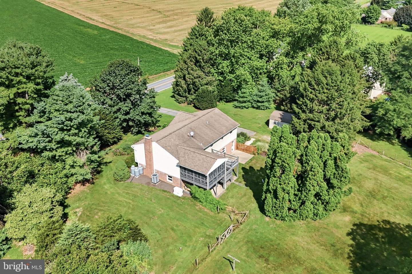 1277 S Colebrook Road photo 54