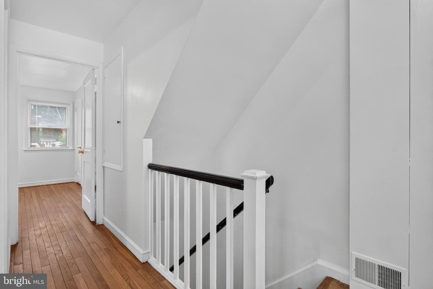 1127 Jamaica Road photo 19