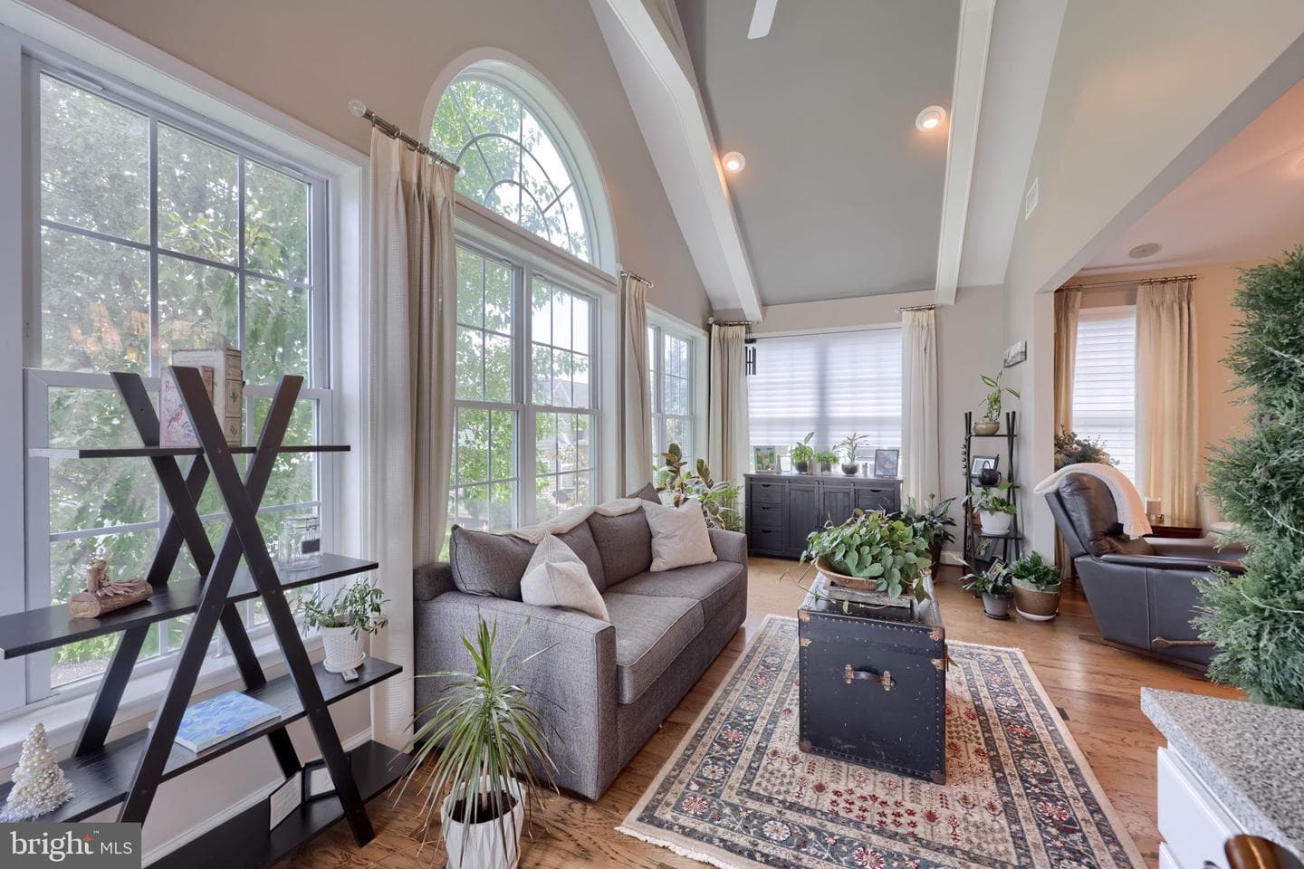1068 Constitution Drive photo 42