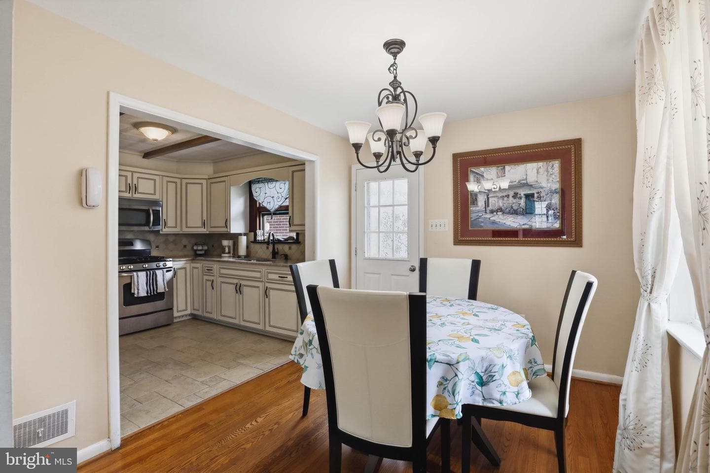 4 Edgehill Drive photo 7