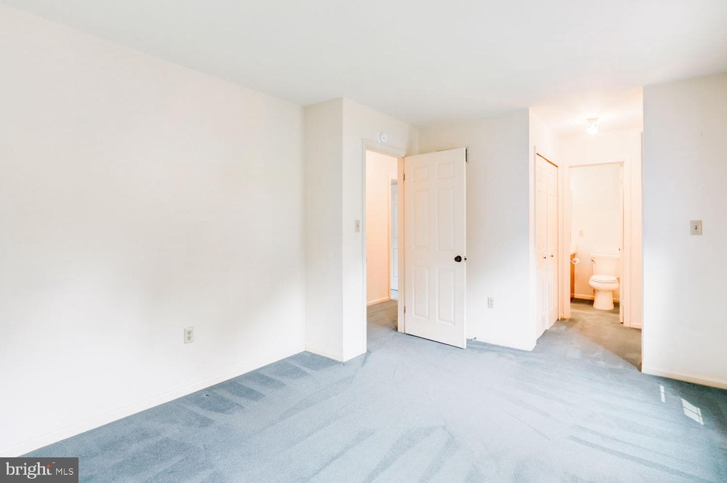 205 Walnut Lane photo 21