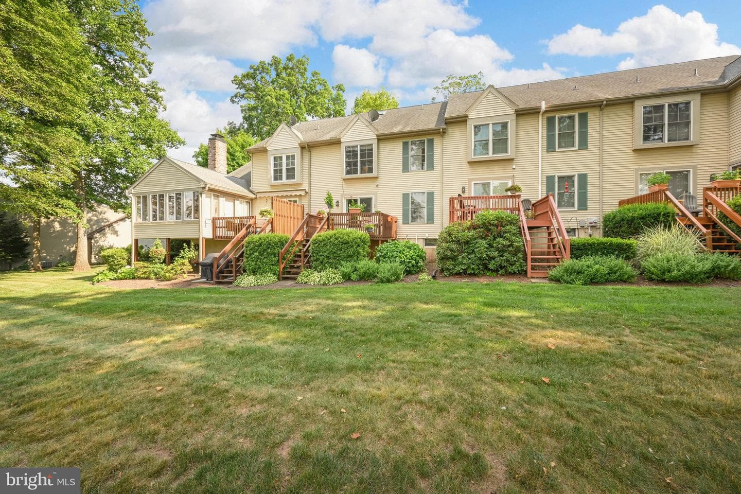 96 Hawk Valley Lane photo 36