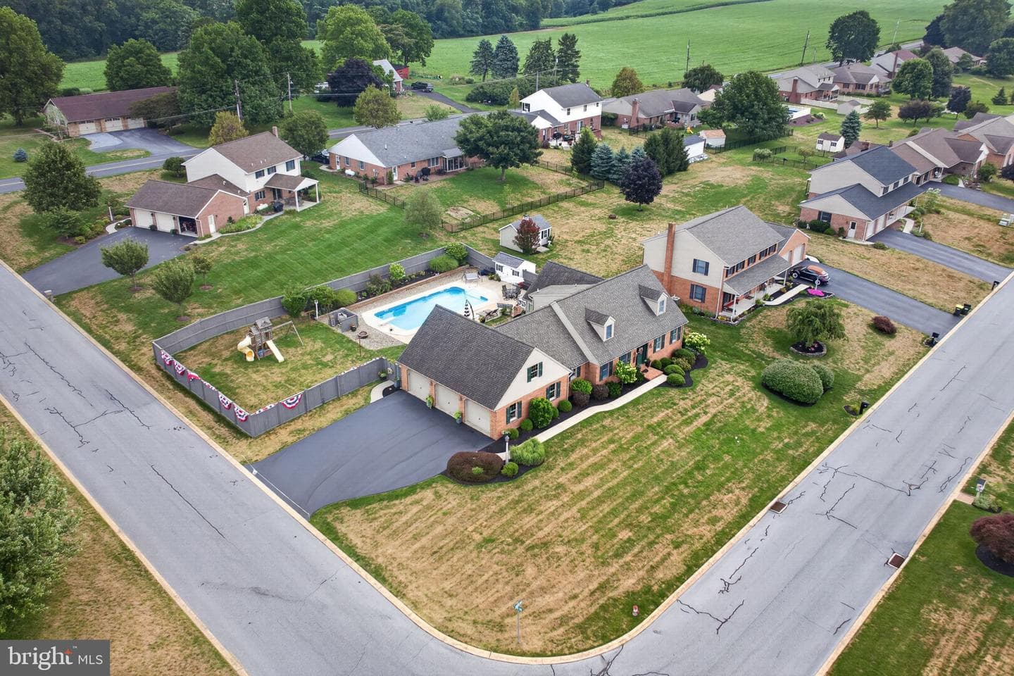 695 Sue Drive photo 68