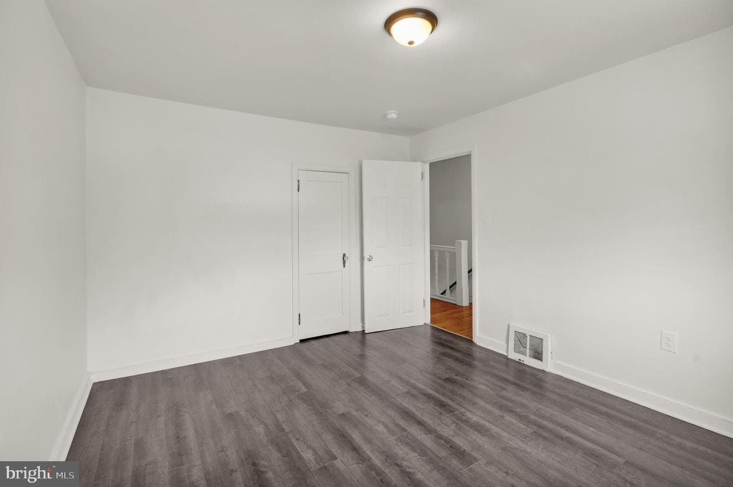 343 S Marshall Street photo 11