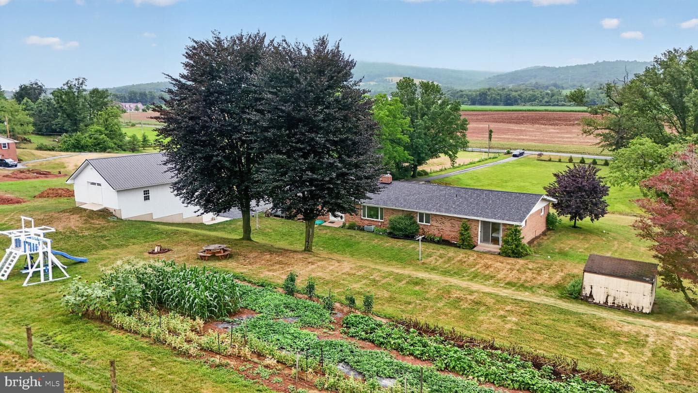 475 S Cocalico Road photo 25