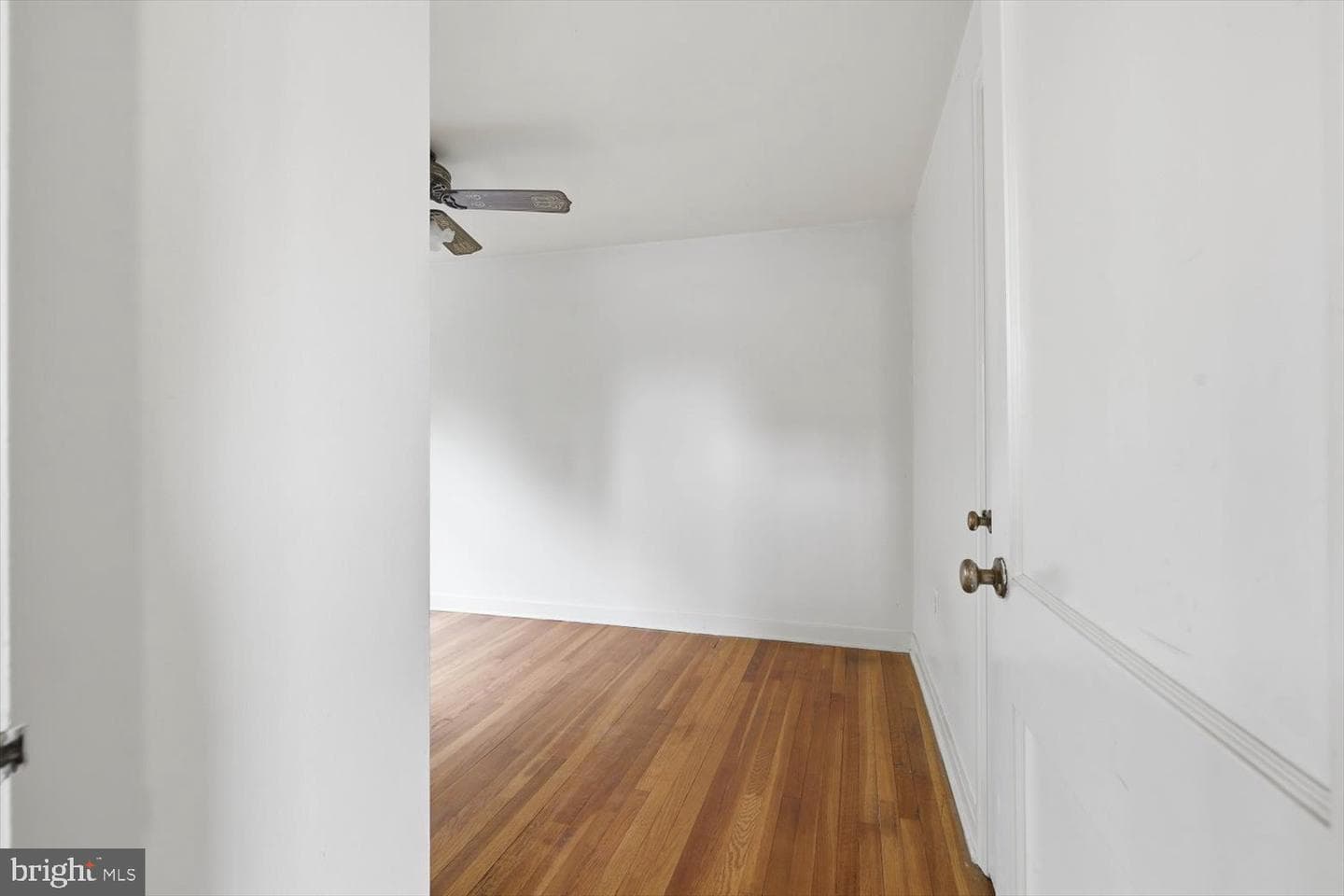 849 Fountain Avenue photo 19