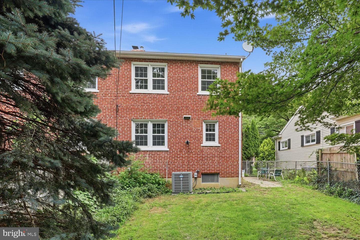 849 Fountain Avenue photo 27