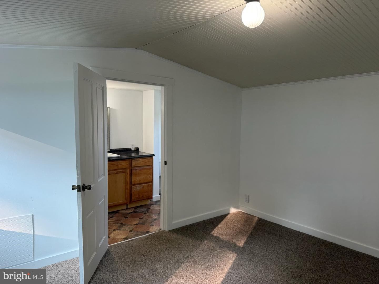 309 Poplar Lane photo 17