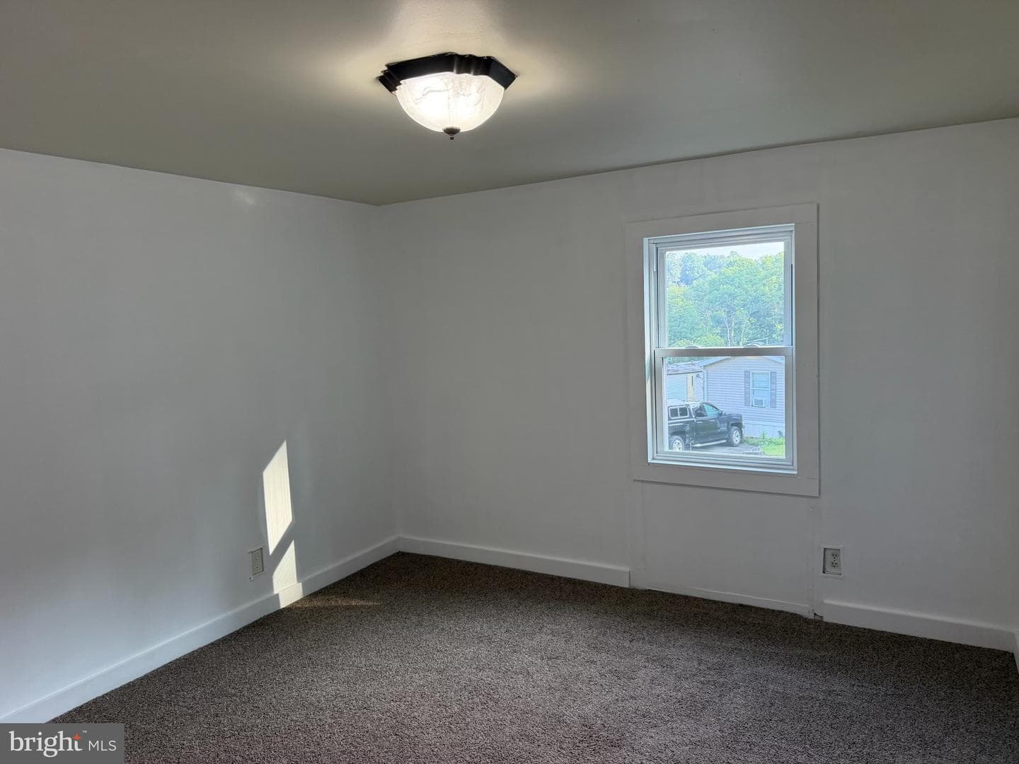 309 Poplar Lane photo 31