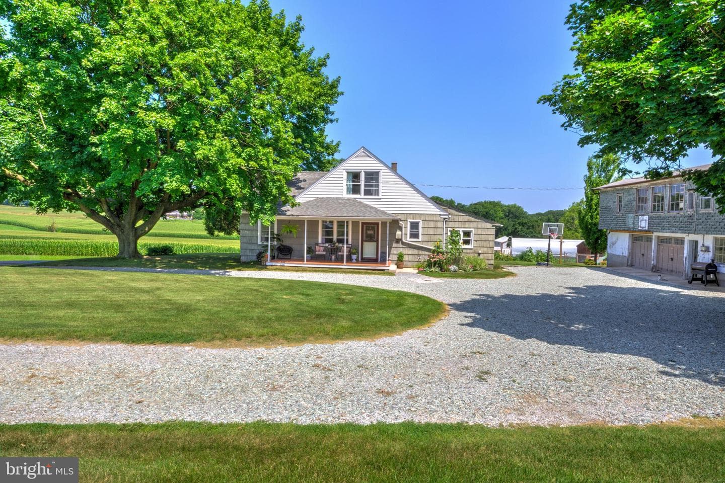 997 Smyrna Road photo 3