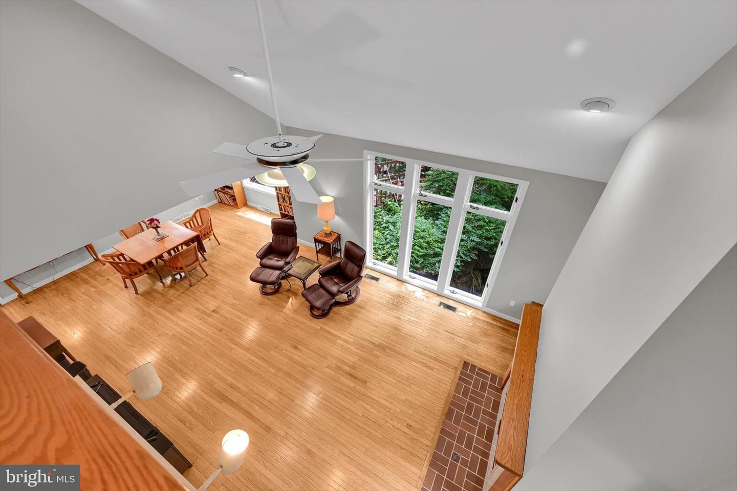 251 Poplar Lane photo 8