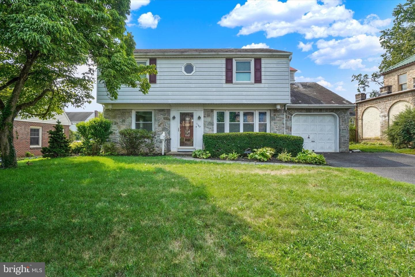 1120 Louise Avenue photo 1