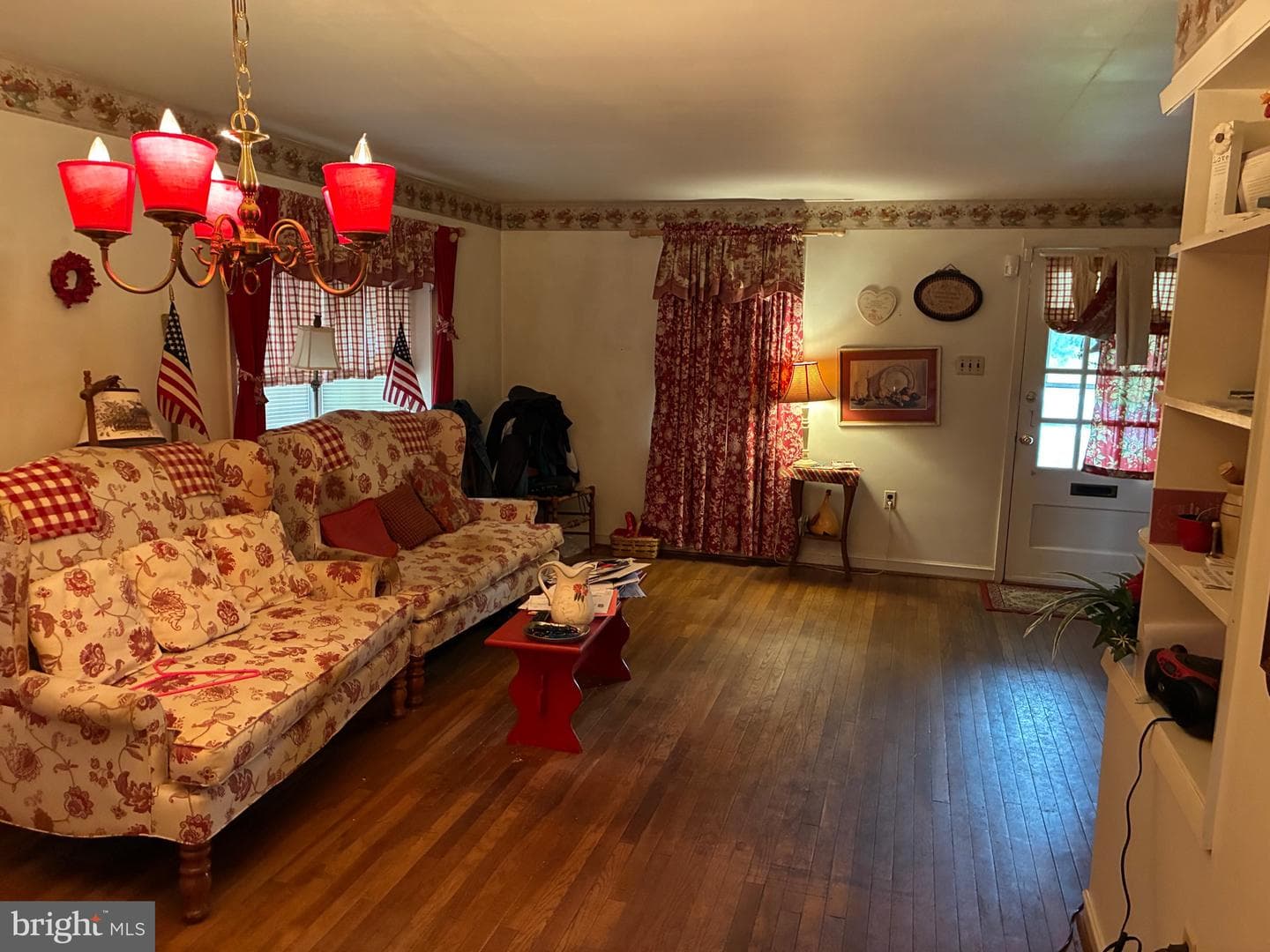 1111 Jamaica Road photo 4