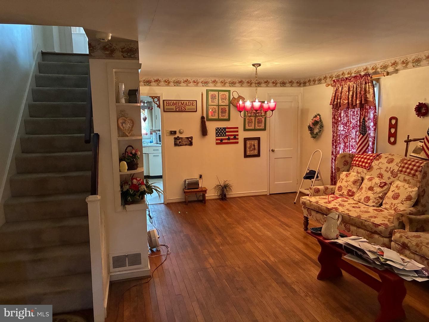 1111 Jamaica Road photo 6