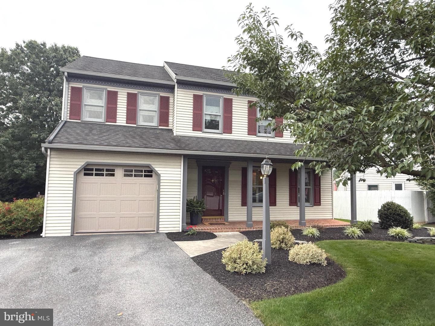 604 Mulberry Street photo 1