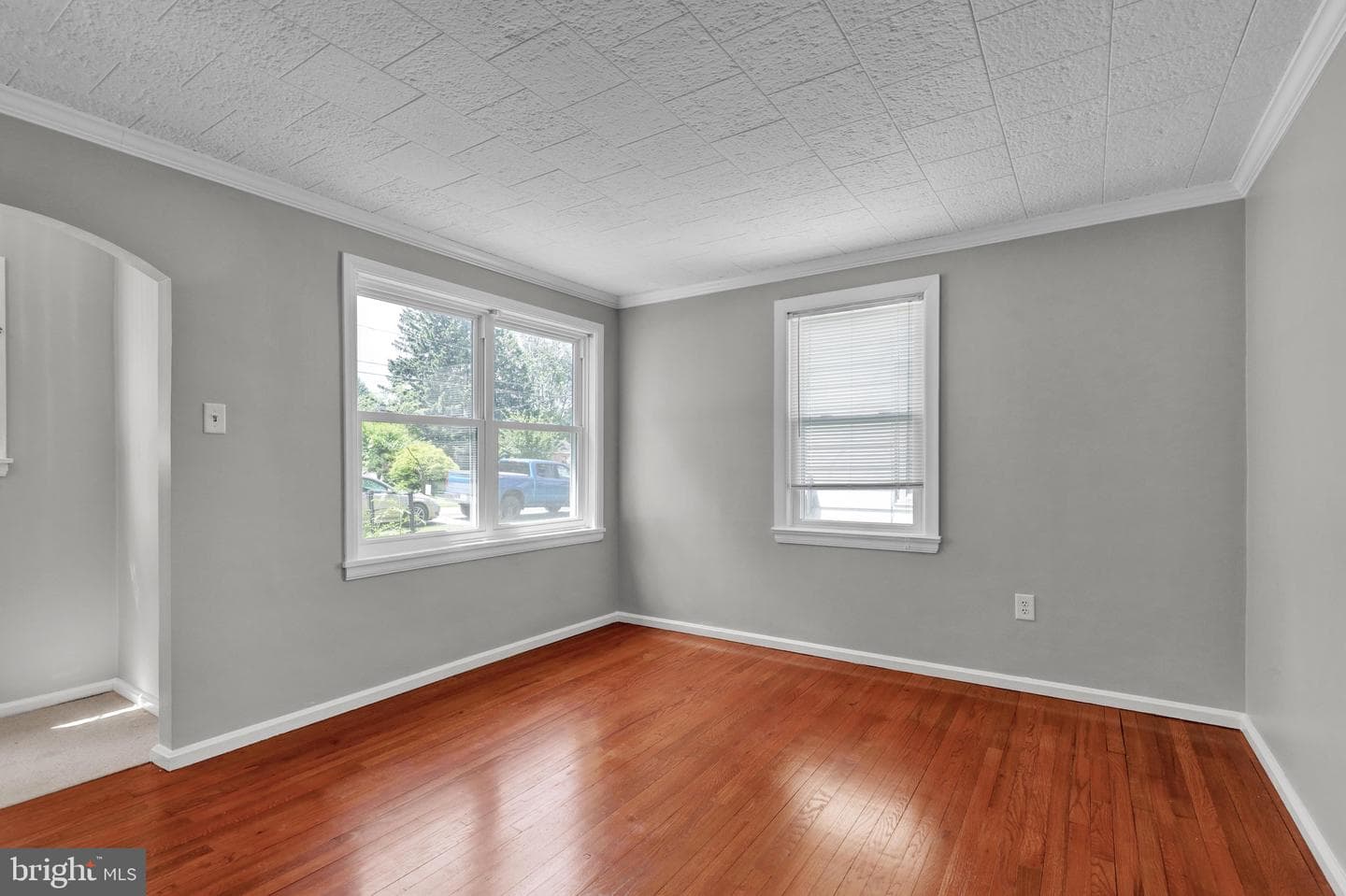 1815 Temple Avenue photo 10
