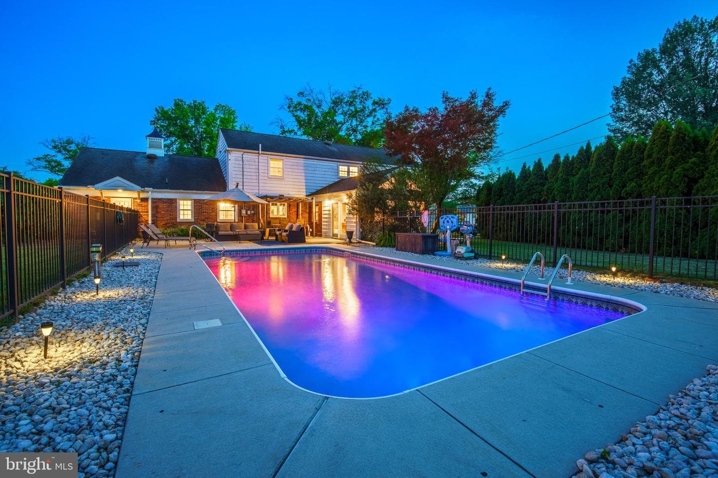 1349 Country Club Drive photo 4