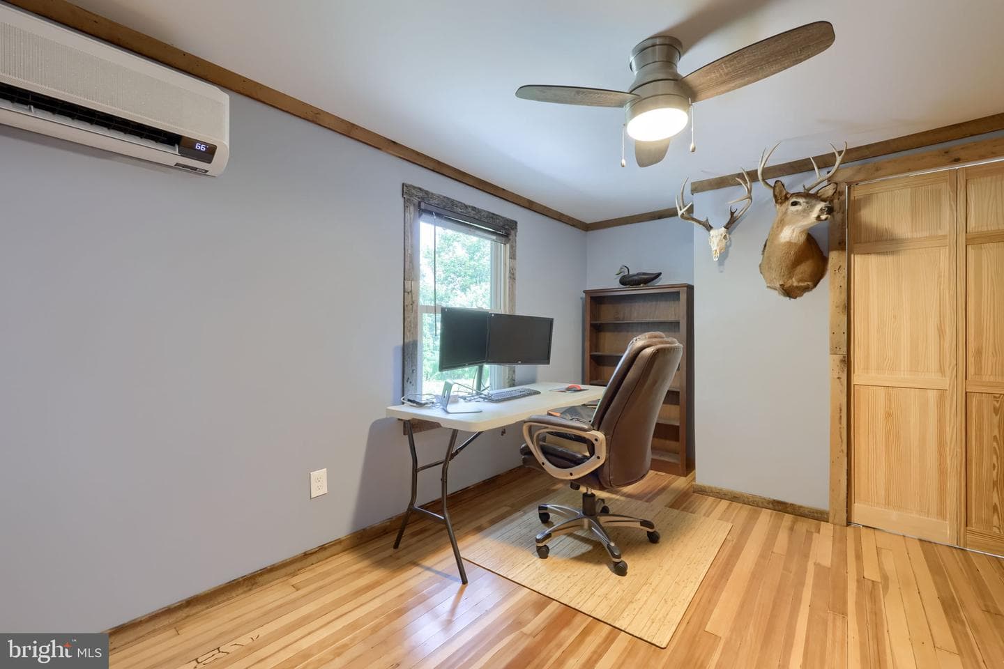6045 Pine Street photo 33