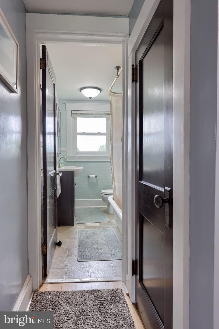 6045 Pine Street photo 37