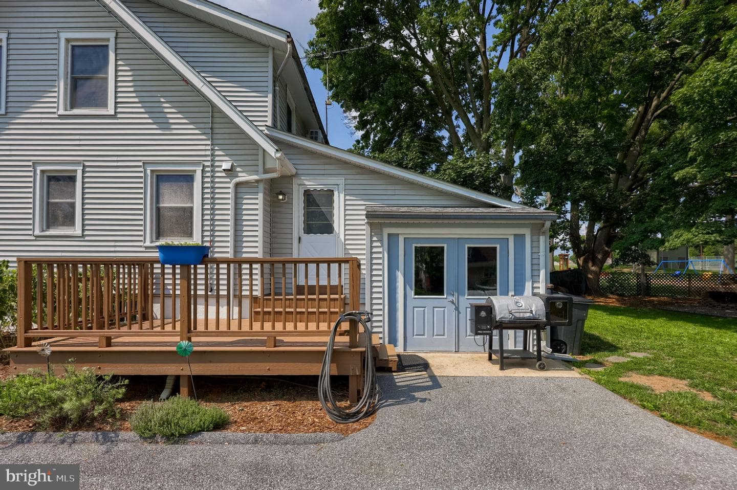 6045 Pine Street photo 44