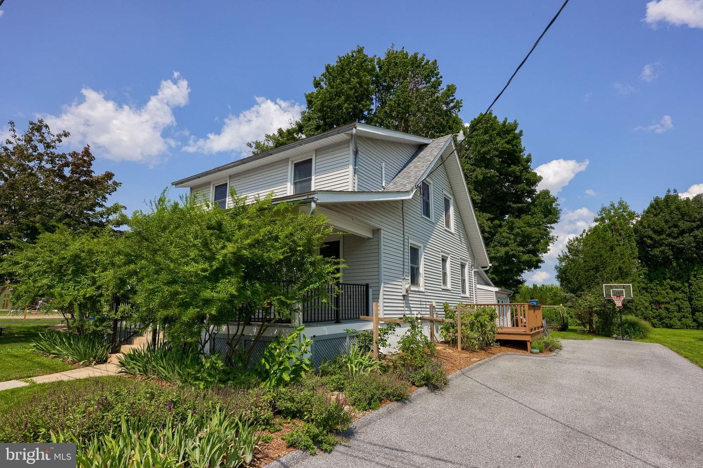 6045 Pine Street photo 6