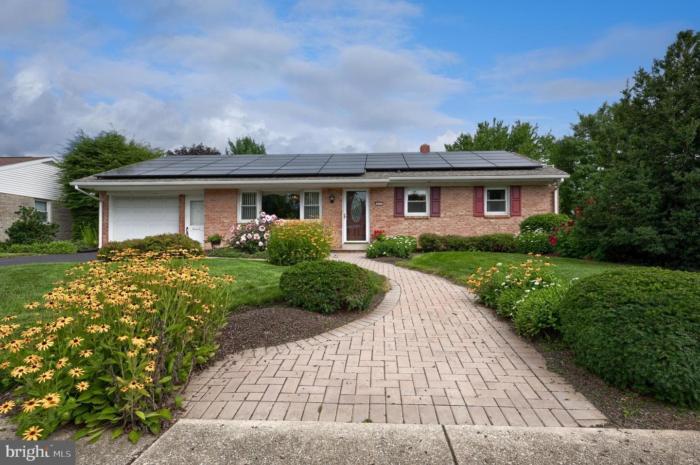 413 W Cedar Street photo 1