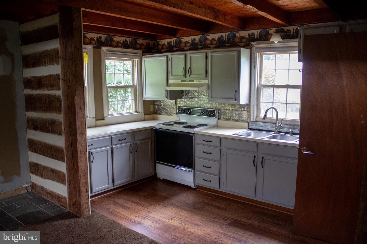 204 Herrville Road photo 4