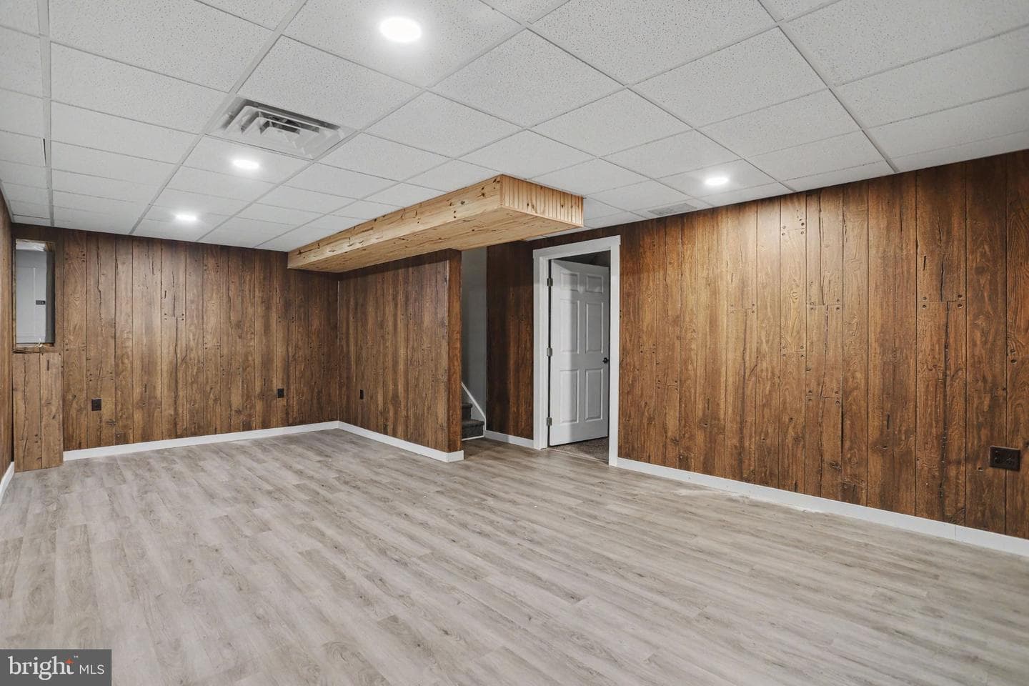 239 Railroad Avenue photo 21