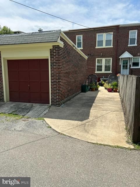 229 S West End Avenue photo 2