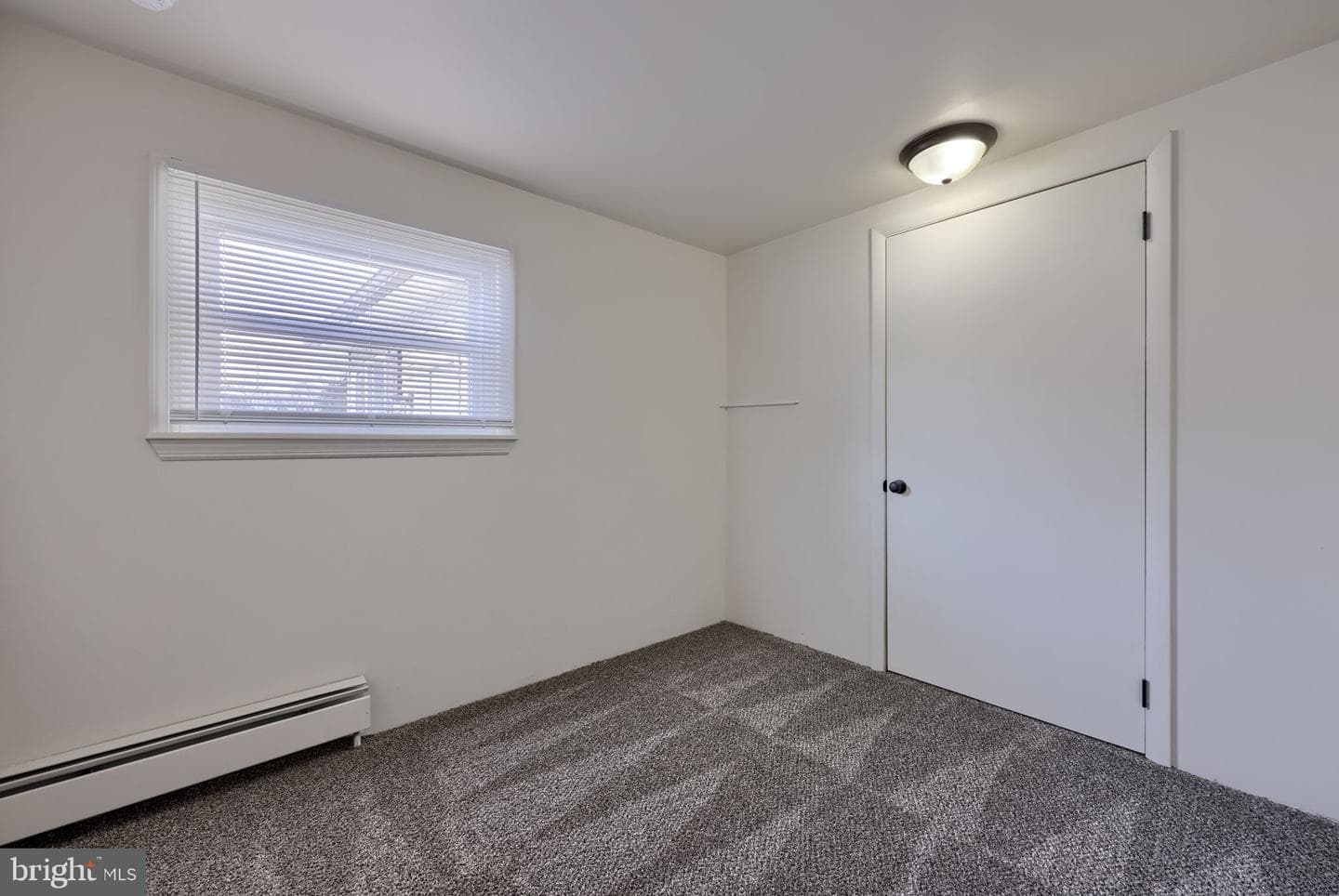 351 E Fulton Street photo 21
