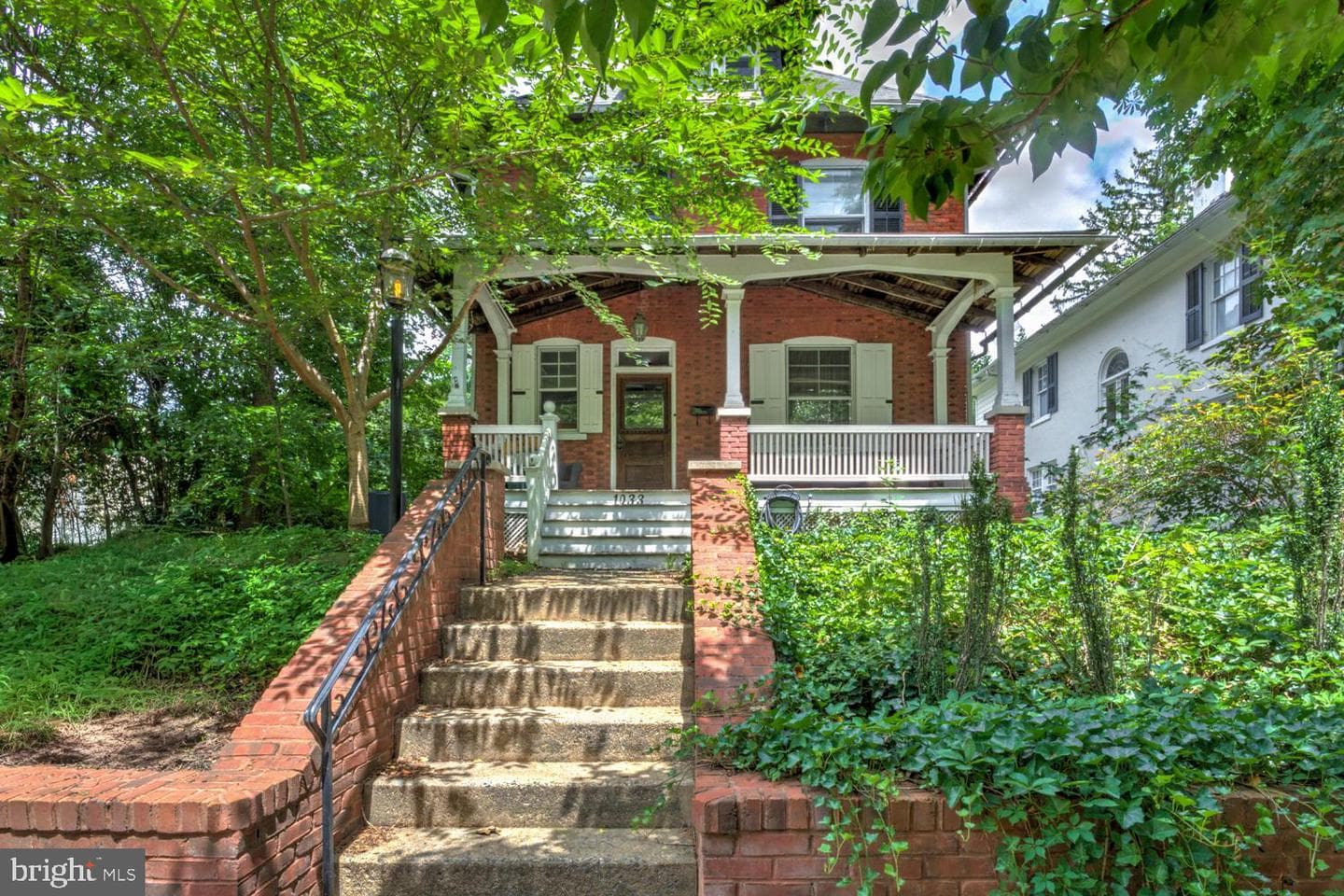 1033 Woods Avenue photo 1
