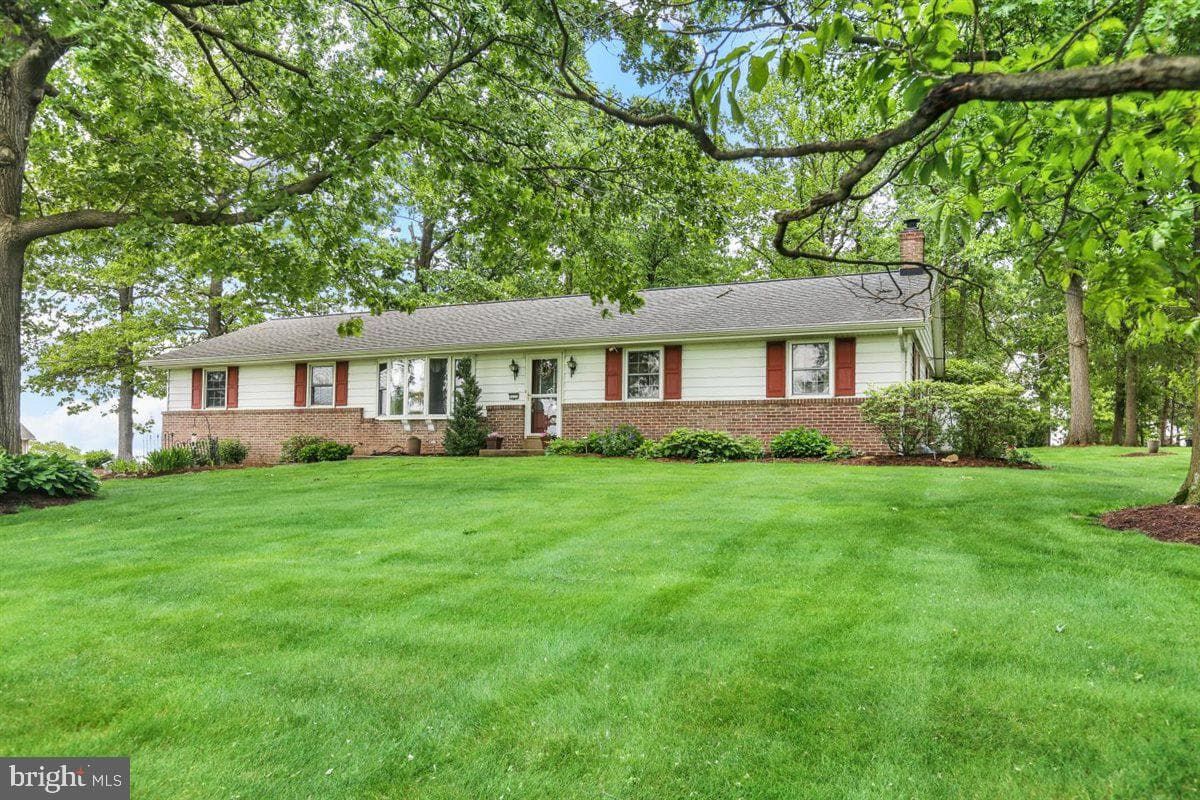 3671 White Oak Road photo 1