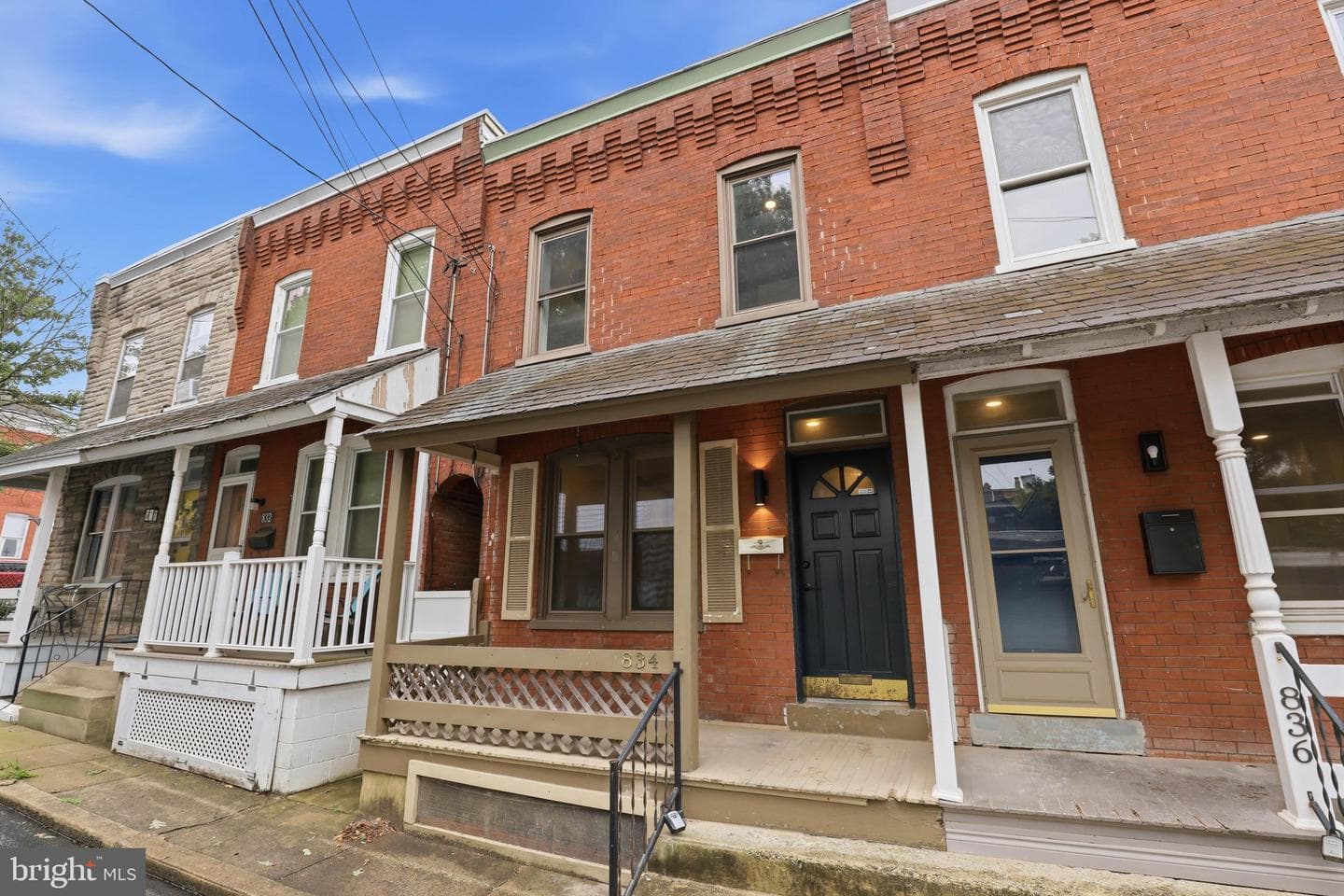 834 Lake Street photo 1