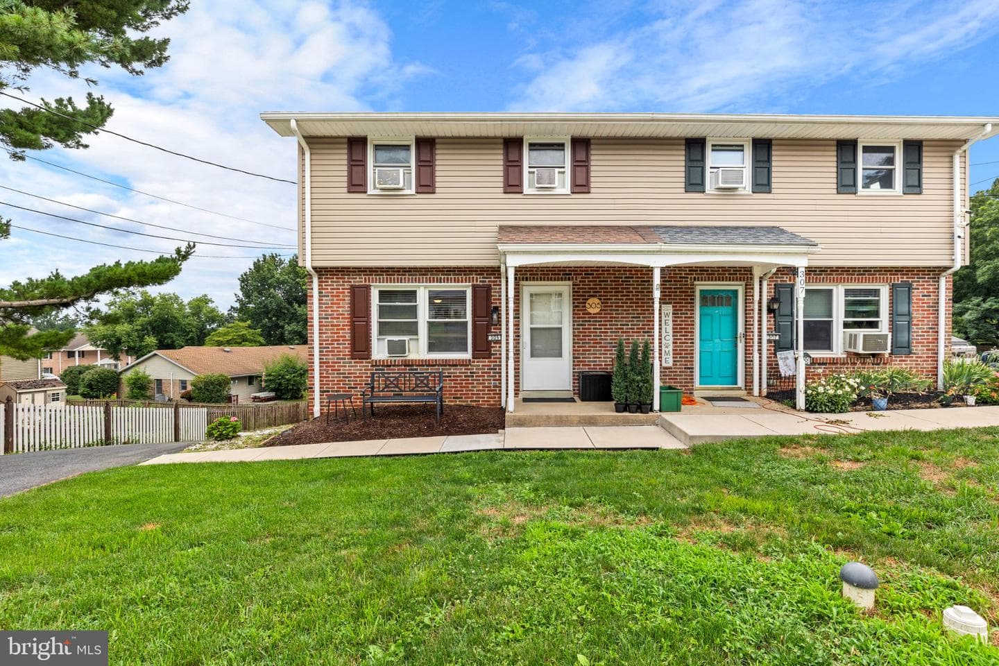 305 Fulton Street photo 1