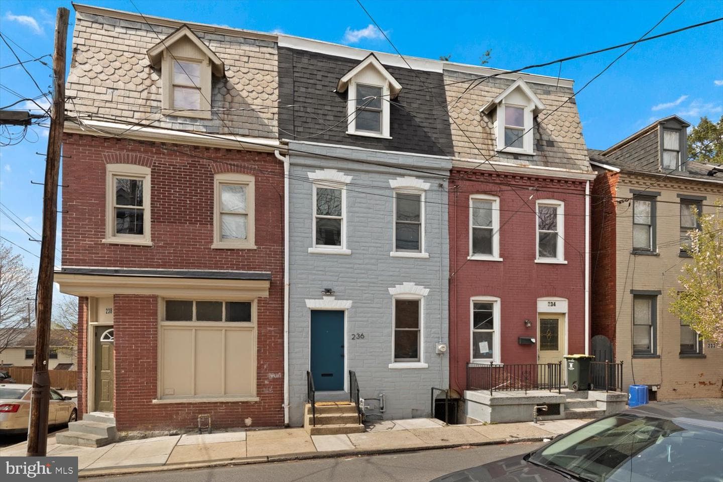 236 Howard Avenue photo 1