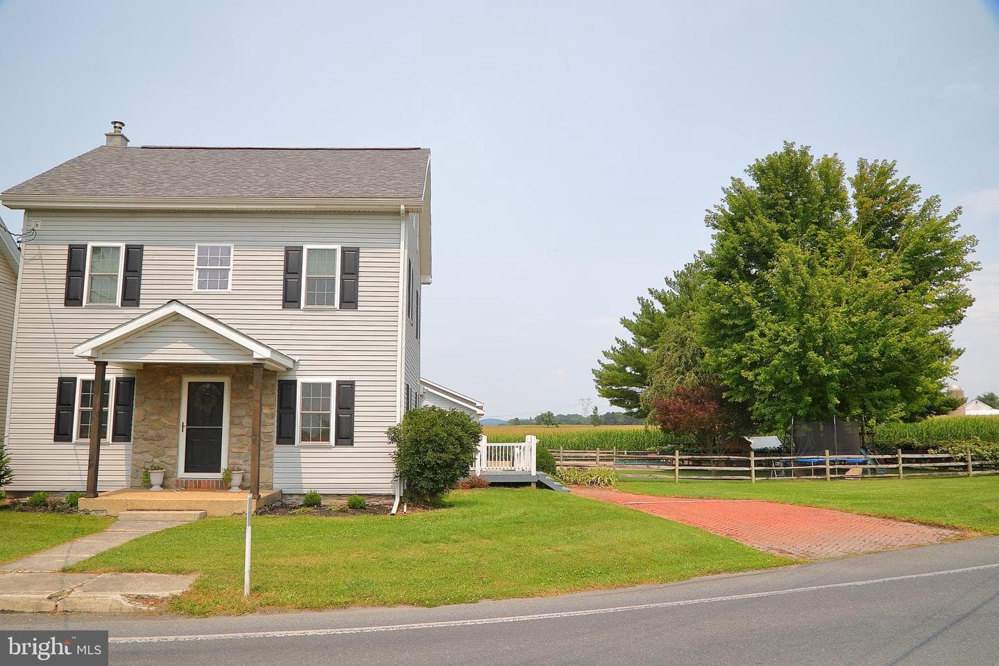 62 Stevens Road photo 1