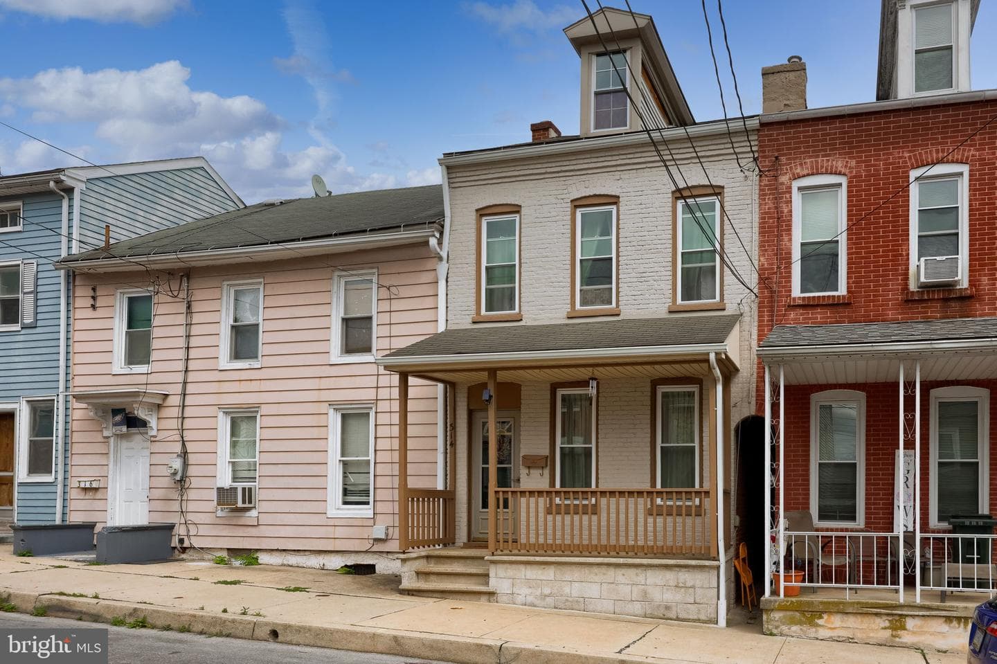 314 Perry Street photo 1