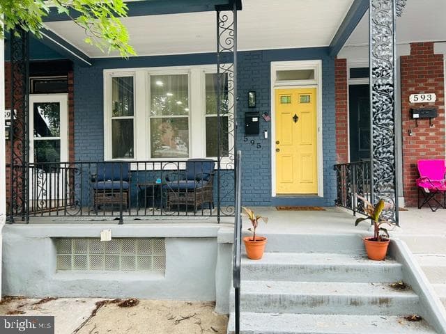 595 N Plum Street photo 1