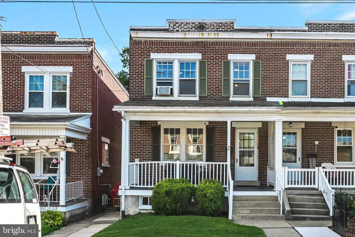 36 S Pearl Street photo 1