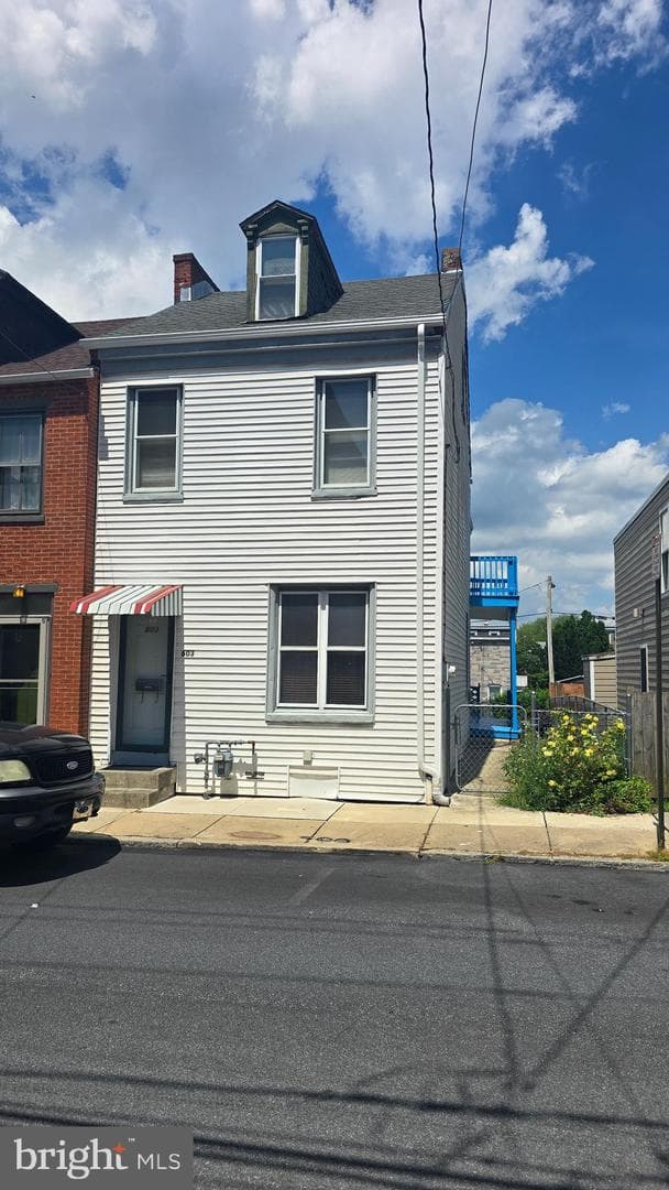 603 E Marion Street photo 1